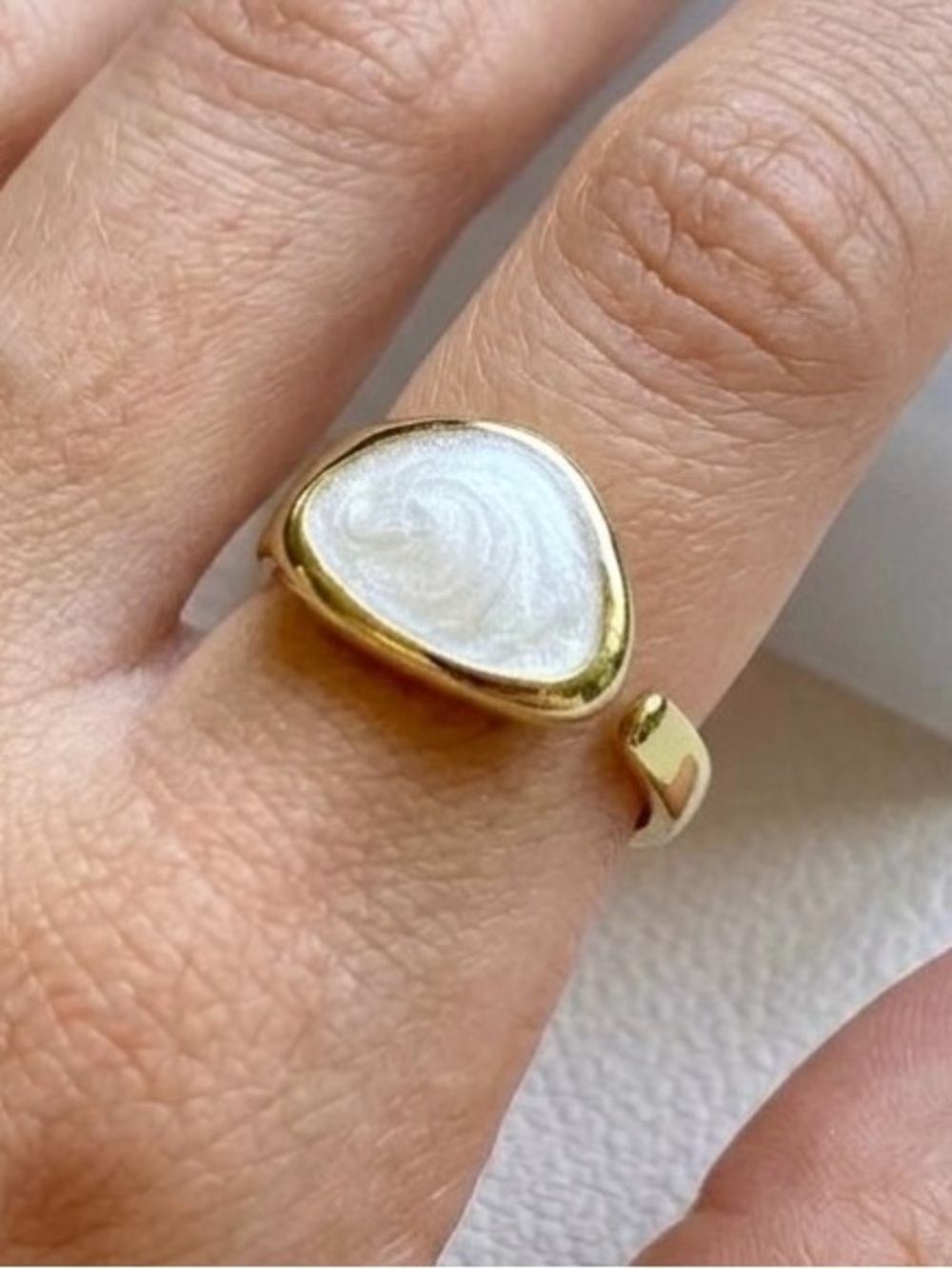 Gold Ring with White Pearl enamel